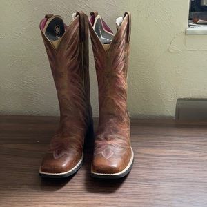 Brand new Ariat boots